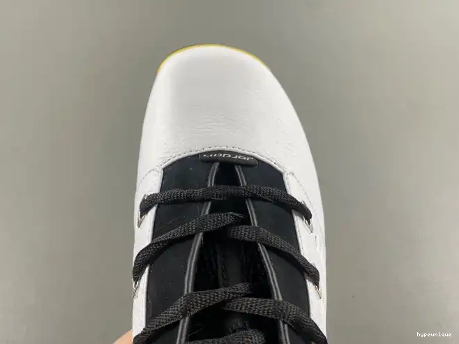 HYPE FJ0395-100 17 Lightning Air Jordan Low 0514